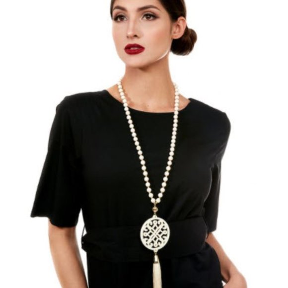 Long Red Resin Pendant Necklace with Tassel | New - Picture 4 of 4